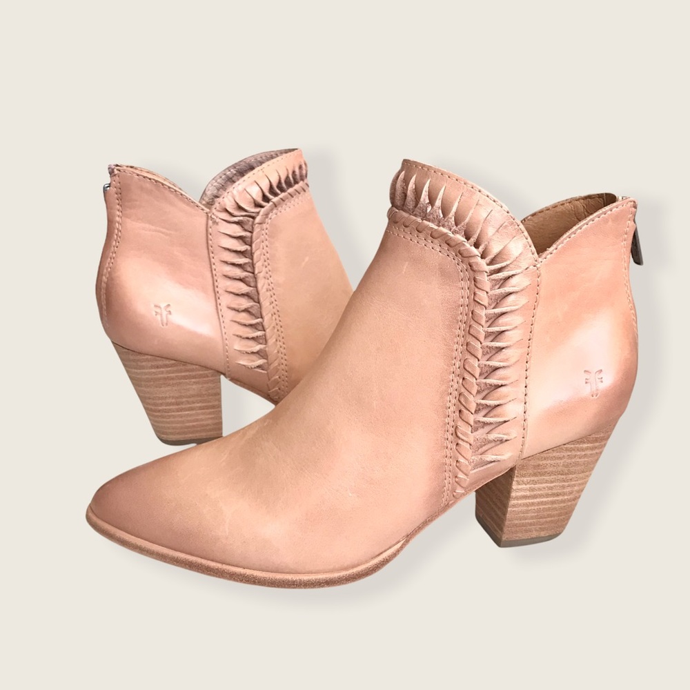 Frye Reed Feather Pink Leather Cut Out Ankle Boot - Picture 14 of 15